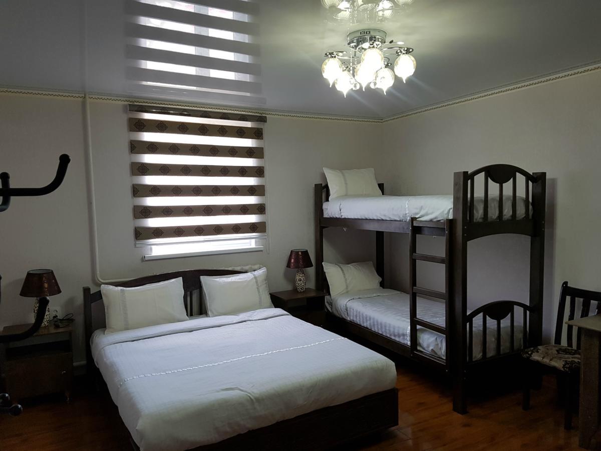 Datka Guest House Naryn ภายนอก รูปภาพ