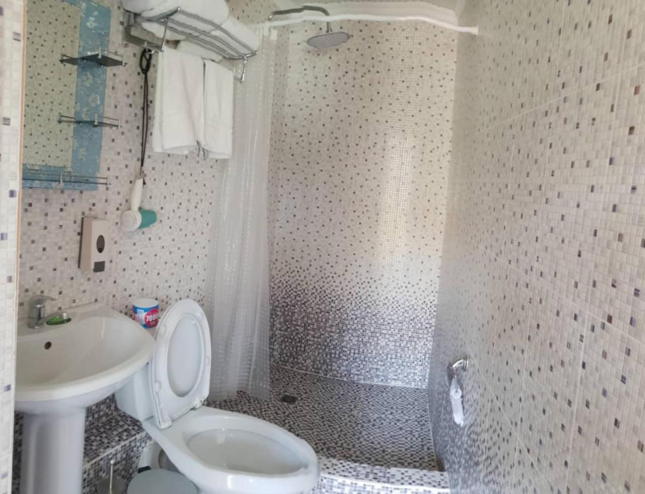Datka Guest House Naryn ภายนอก รูปภาพ