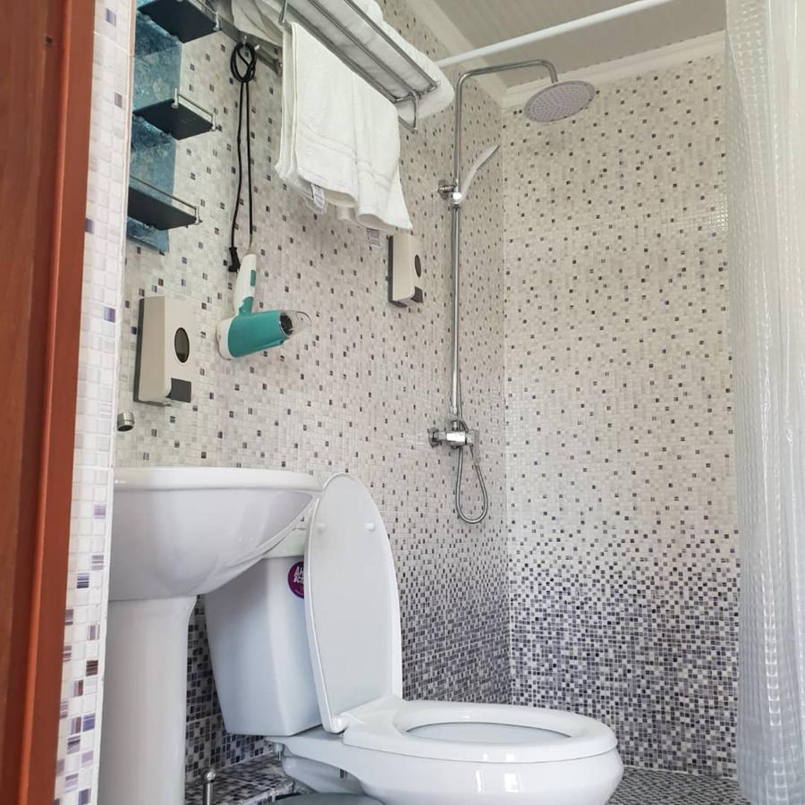 Datka Guest House Naryn ภายนอก รูปภาพ